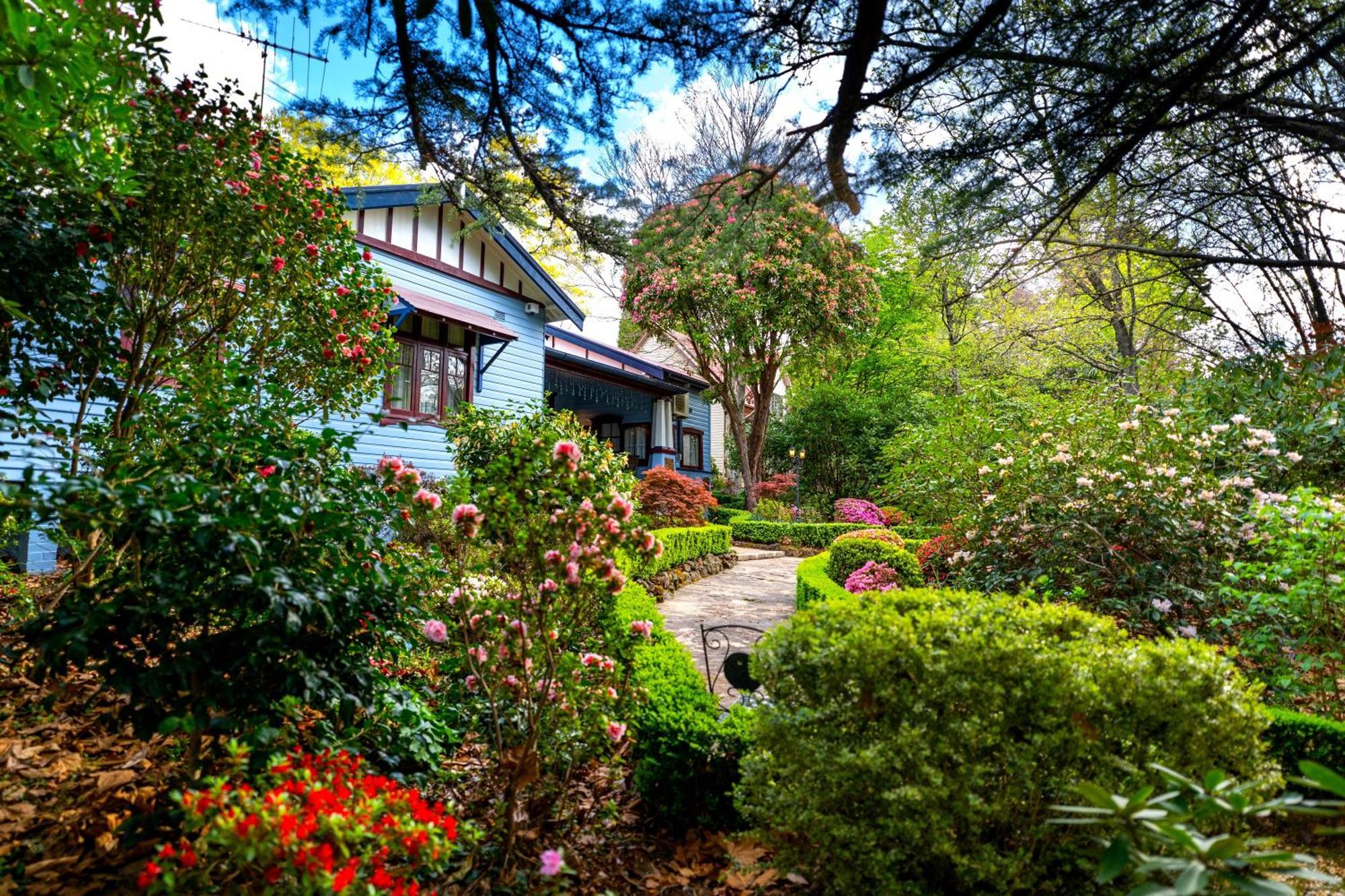 Kubba Roonga Guesthouse - Boutique Luxury Spa Retreat & Gardens - Blue Mountains Blackheath Exteriör bild