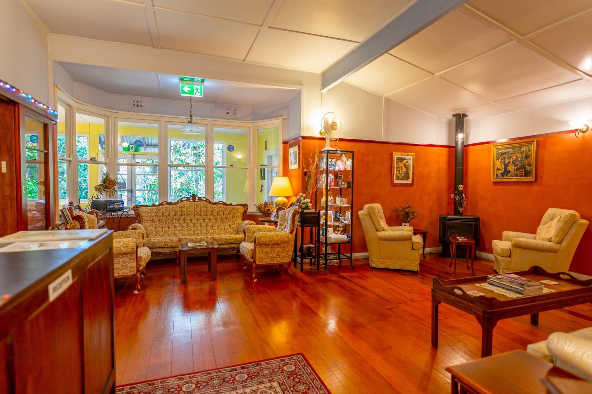 Kubba Roonga Guesthouse - Boutique Luxury Spa Retreat & Gardens - Blue Mountains Blackheath Exteriör bild