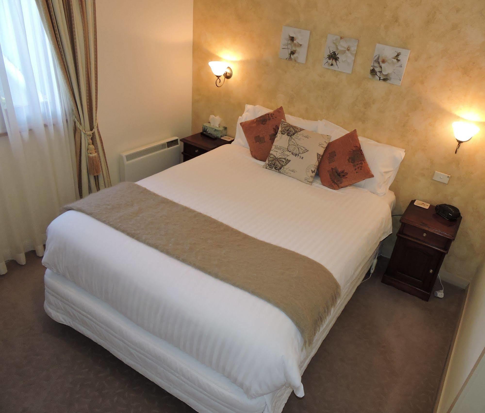 Kubba Roonga Guesthouse - Boutique Luxury Spa Retreat & Gardens - Blue Mountains Blackheath Exteriör bild