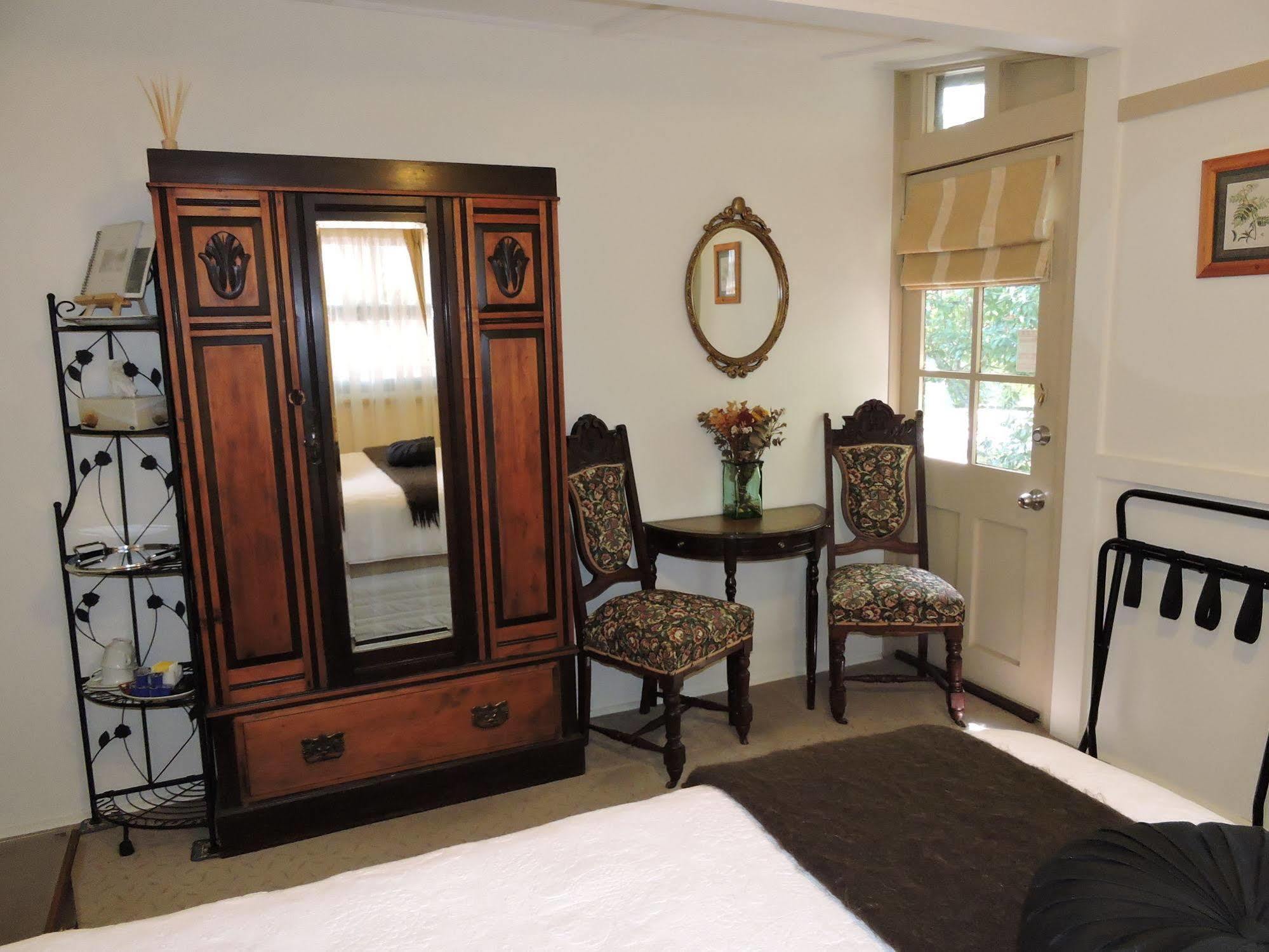Kubba Roonga Guesthouse - Boutique Luxury Spa Retreat & Gardens - Blue Mountains Blackheath Exteriör bild