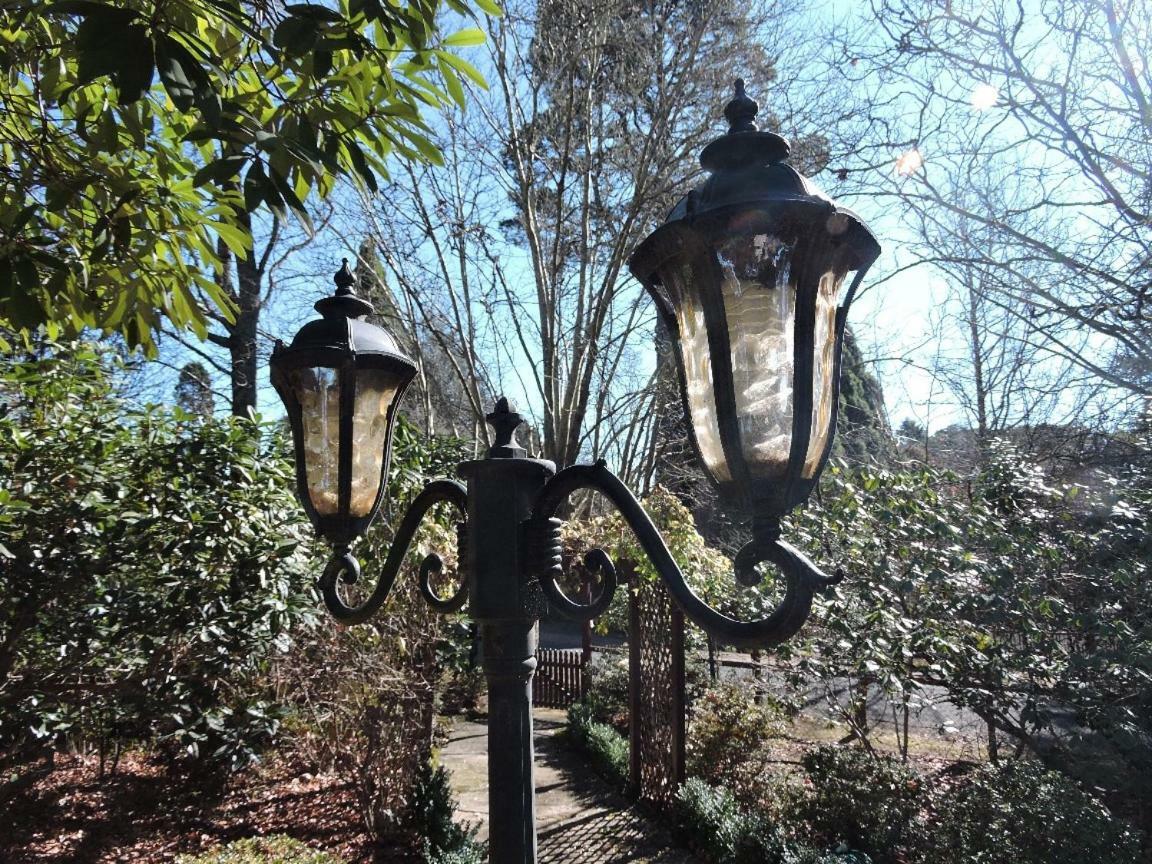 Kubba Roonga Guesthouse - Boutique Luxury Spa Retreat & Gardens - Blue Mountains Blackheath Exteriör bild
